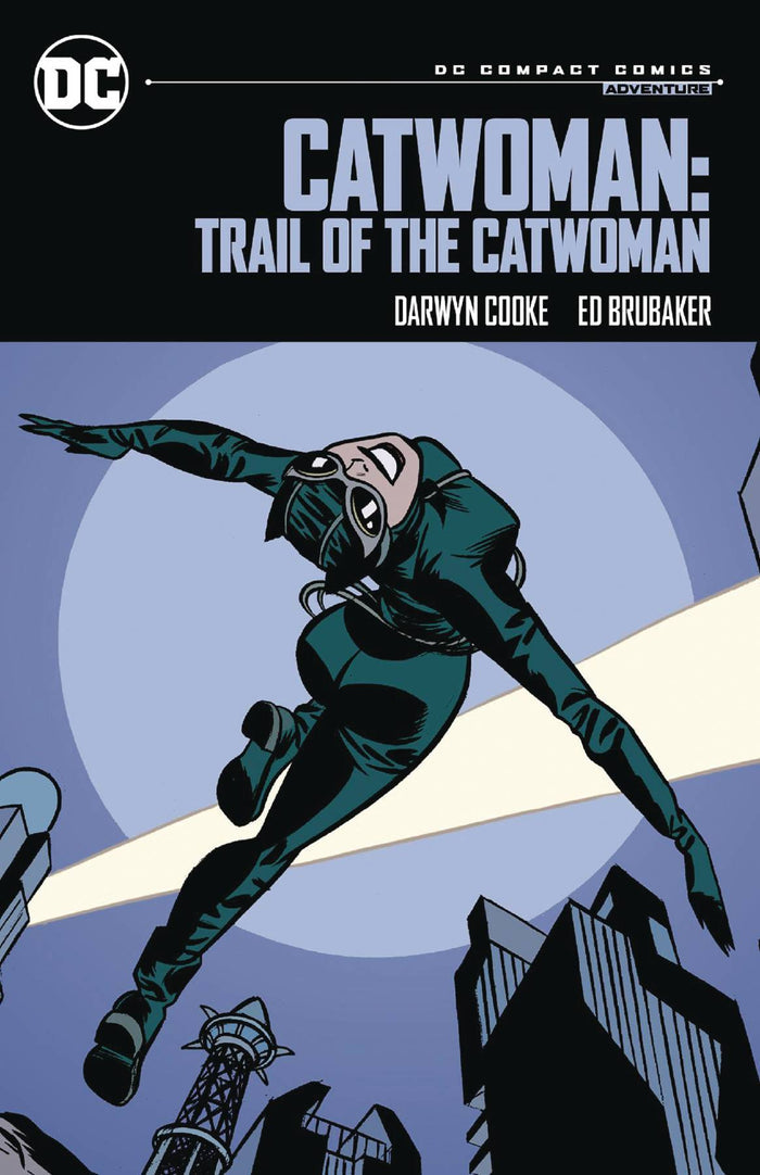 Catwoman: Trail of The Catwoman - Compact Edition