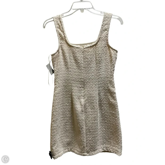 Dress Casual Short By Clothes Mentor In Cream, Size: S
