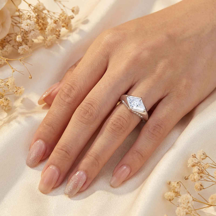 Lumière Rhombus 3.5CT Moissanite Engagement Ring Gold