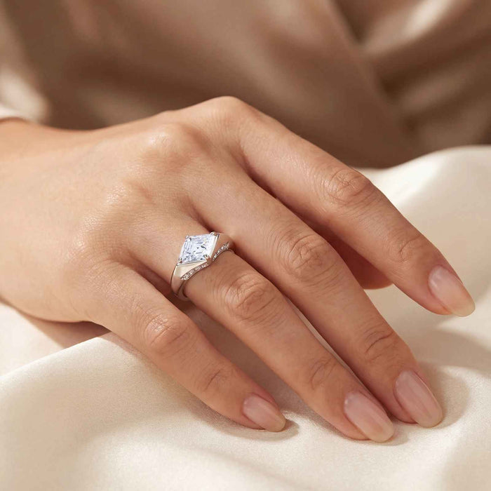 Lumière Rhombus 3.5CT Moissanite Engagement Ring Gold