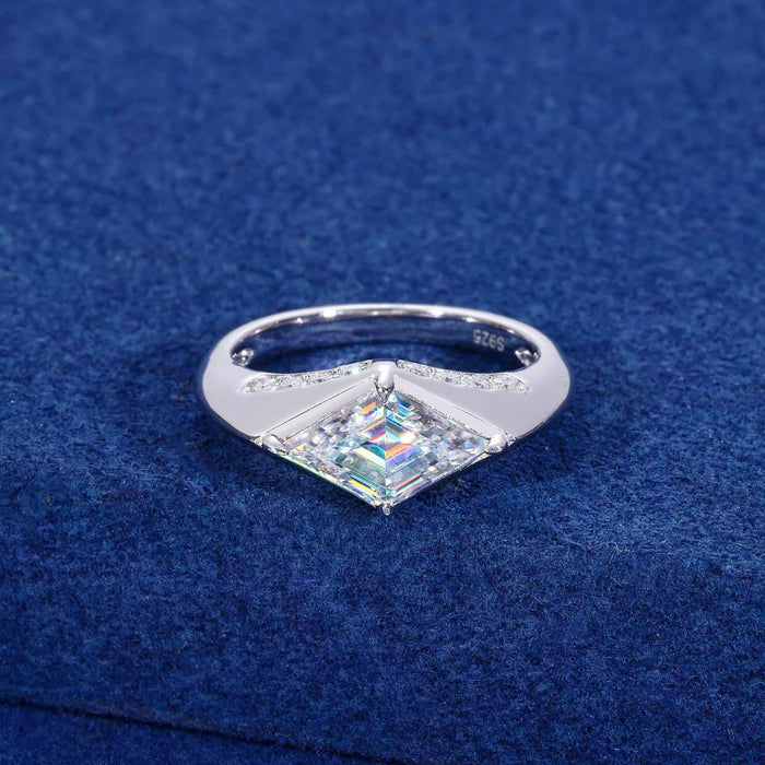 Lumière Rhombus 3.5CT Moissanite Engagement Ring Gold